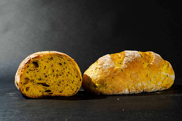 Turmeric și susan negru